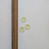 Papeete Flower Plastic Buttons