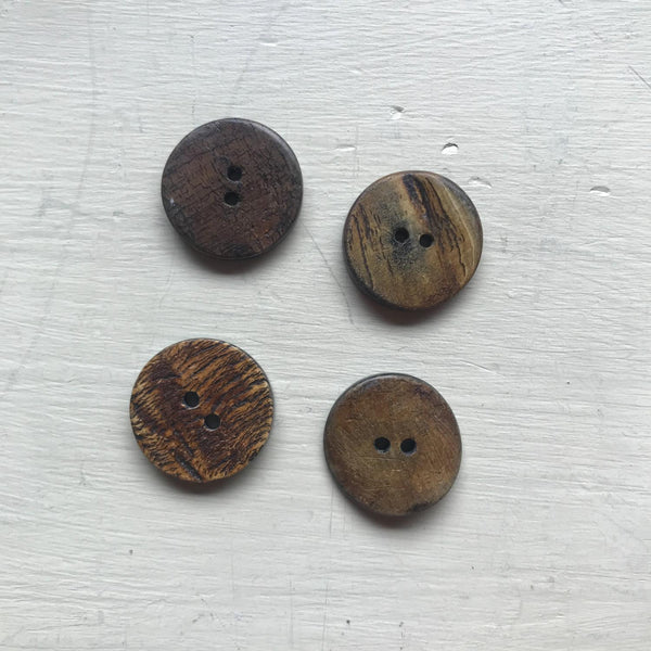 Burnt Horn Buttons