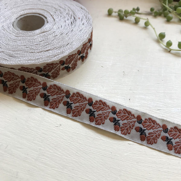 Acorn & Leaf Ribbon - Taupe