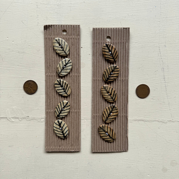 Feather Buttons