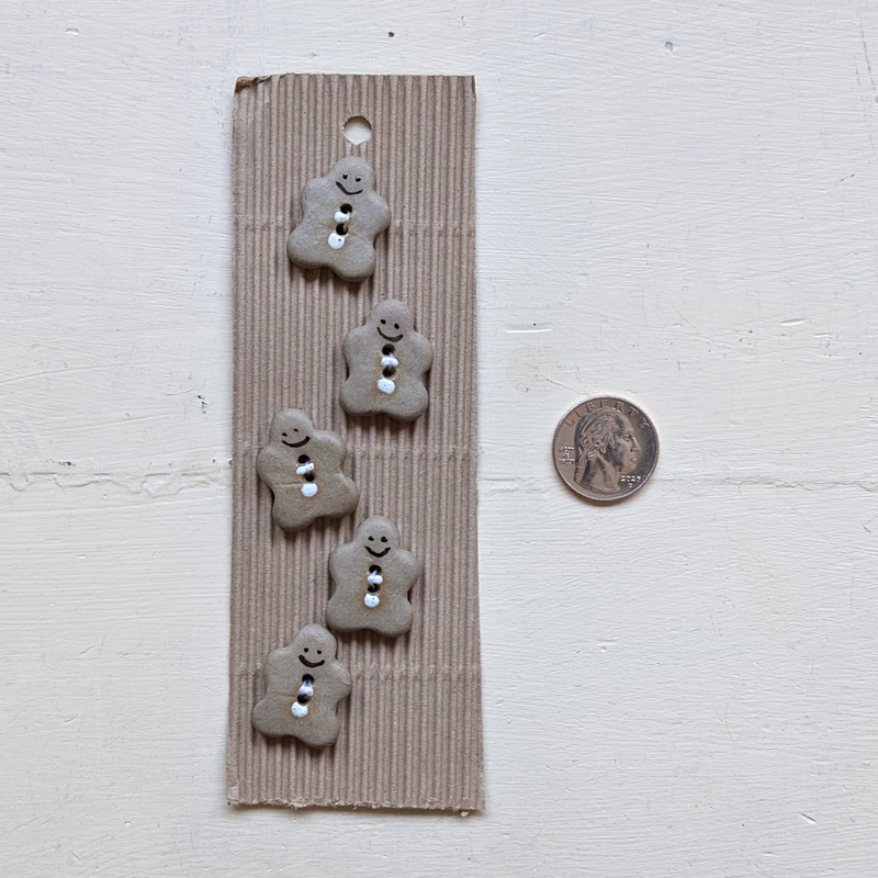 Gingerbread Cookie Buttons