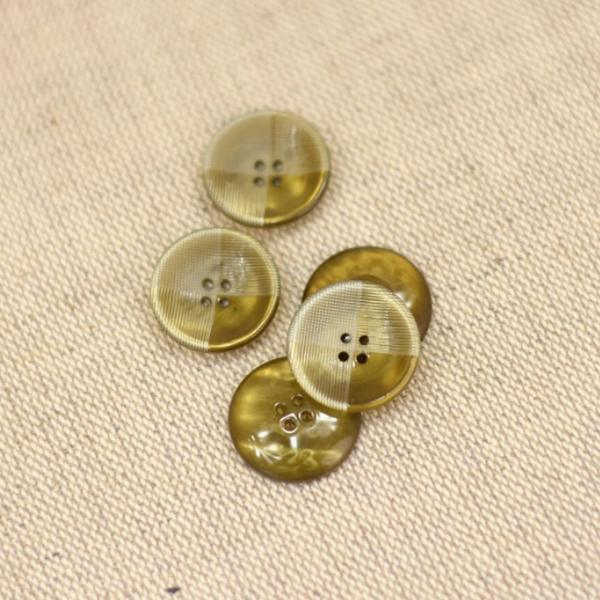 Swing Retro Button