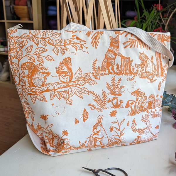 Woodland Zipper Tote