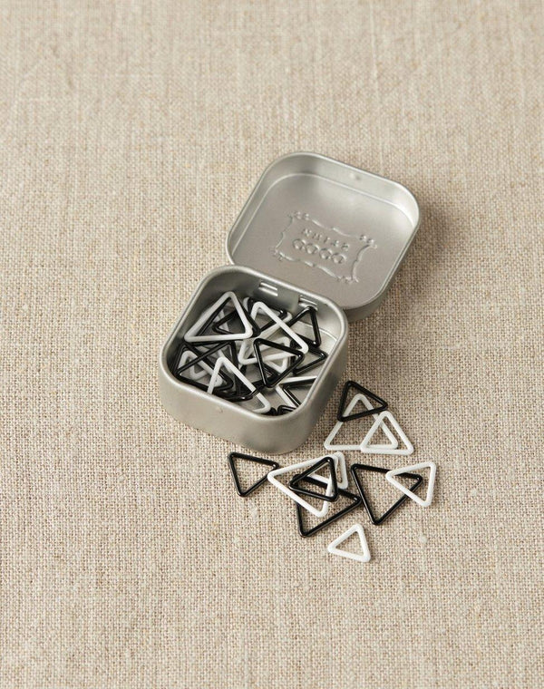 Triangle Stitch Markers BW